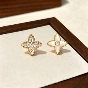 Crystals and Pearl Mix Four Petals Flower Earrings