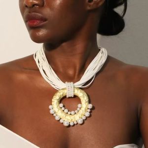 Luna Pearl Pendant Necklace