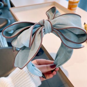 Textured Oversize Bow Headband