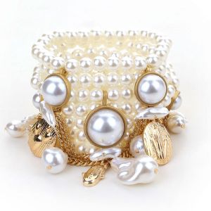 Opulent Pearl Cluster Bracelet with Textured Gold Details 