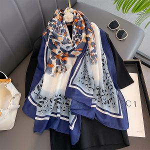 Elegant Leopard Print Cotton Scarf