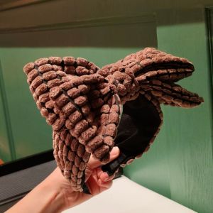 Oversized Bow Plush Headband