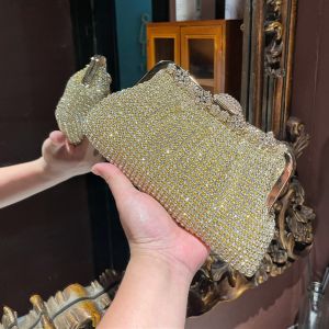 Sparkling Rhinestone Clutch Bag in Gold JM2402