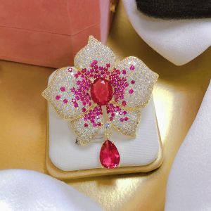Sparkle Flower Teardrop Brooch in Pink 1595