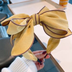 Textured Oversize Bow Headband