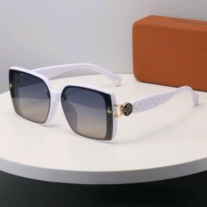 Oversized Square Sunglasses with Quilted Texture Arms