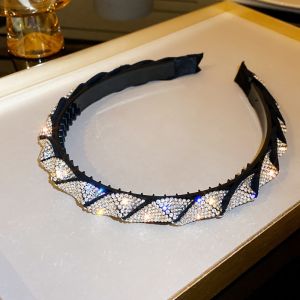 Crystal Embellished Wave Headband