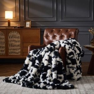Faux Animal Print Throw in Brown/White (130cm*160cm)