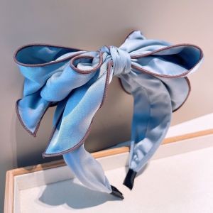 Textured Oversize Bow Headband